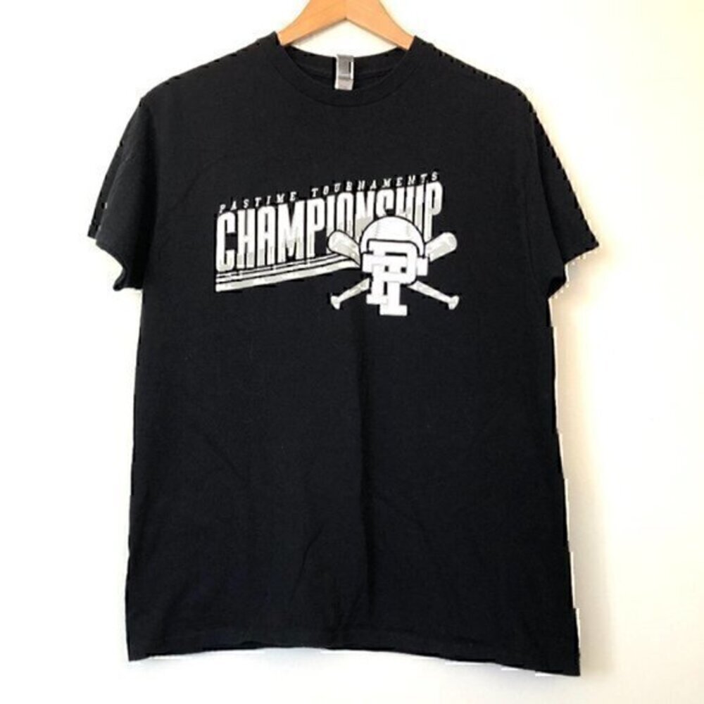 GILDAN Mens Black Pastime Tournaments Championship Baseball Graphic Tee Medium M